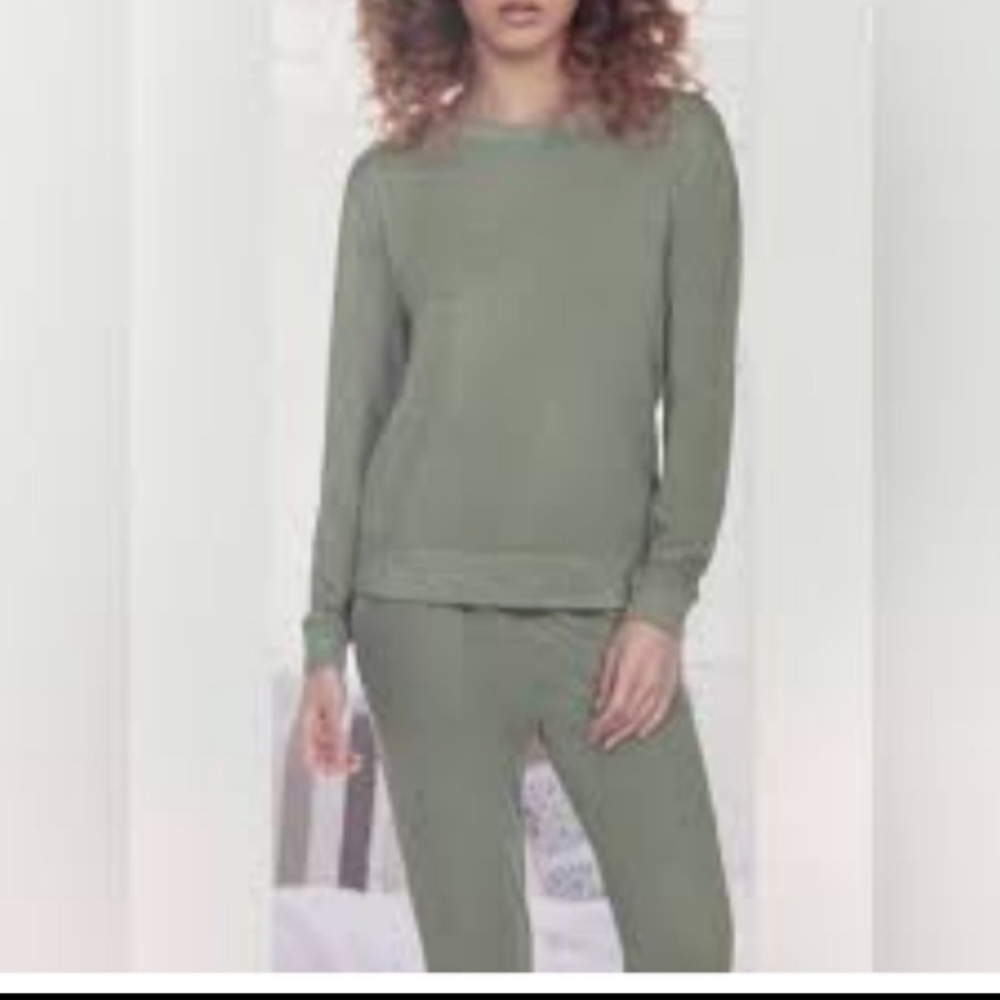 *Honeydew ladies 2 piece pajama set